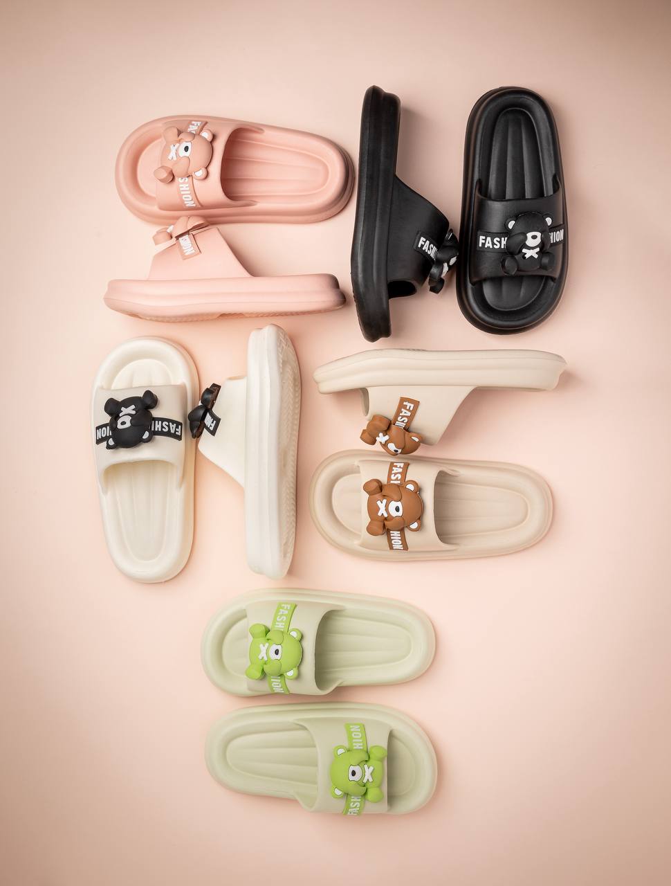 New Slippers مدل مارینا  سایزبندی ۳۷ تا ۴۰ جنس راحت و نرم طراحی شیک رنگ‌بندی جذاب مناسب برای خانه، سفر یا ساحل هم اکنون قابل سفارش