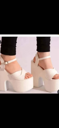 کفش مجلسی پاشنه15سانت بسیار سبک رسید