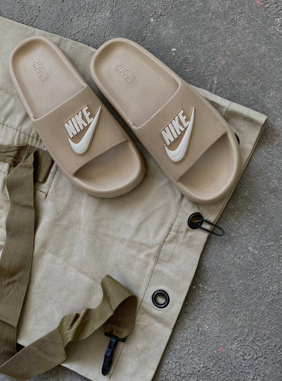 اسلایپر مردانه دمپایی روزمره.🌹#زارا استیکر مردانه 🎨الوان ❌سایز:۴۵-۴۰ 📦 ❤️جنس #EVA Soft ☎️ +989334103894  ارتباط و سوال و سفارش  @yahooooo07  خرید از سایت و تخفیف 10درصدی یا ارسال رایگان Kafshmajlesi.ir