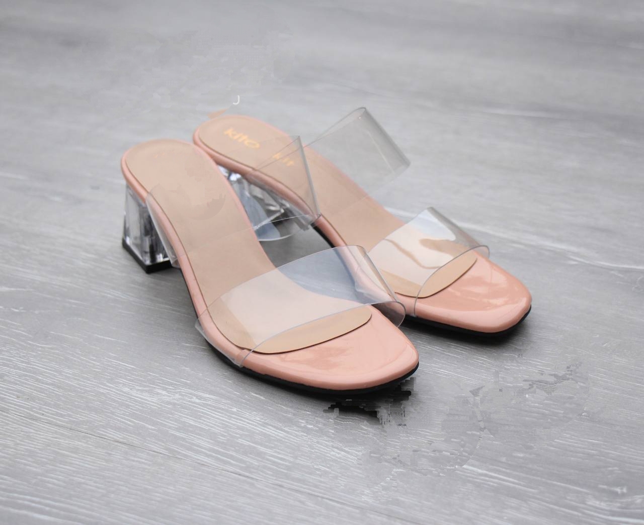 صندل طلقی پاشنه شیشه ای کفه ترک