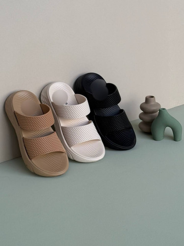 ✨مدل: هیبا کد ۲۰۰۷ 🌱جنس : سافت eva 🎨 رنگبندی : الوان 📏سایز بندی: زنانه 📦 ⭕️ بصورت عمده و تک⭕️ 🛒 اطلاع از قی/مت و شرایط همکاری👇🏽 @yahooooo07 🔺🔺🔺🔺🔺🔺 🍀☘لطفا ری اکشن فراموش نشه👌☘🍀 #هیبا #صندل #دمپایی #لژدار #زنانه #eva